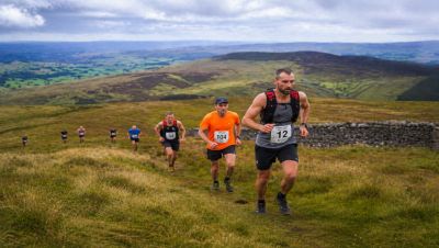 Cairn Table Hill Race 2026