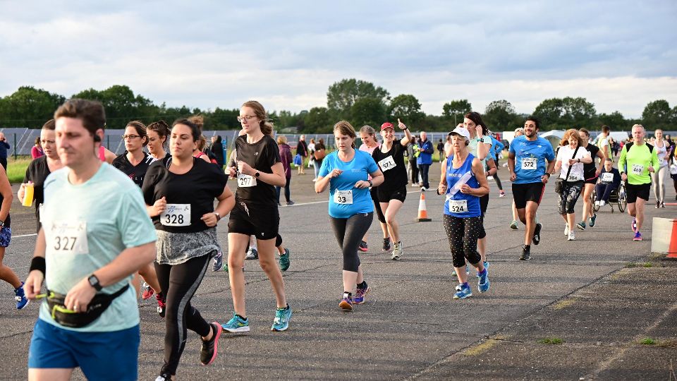 Runners at the Leicestershire Chase the Sun event