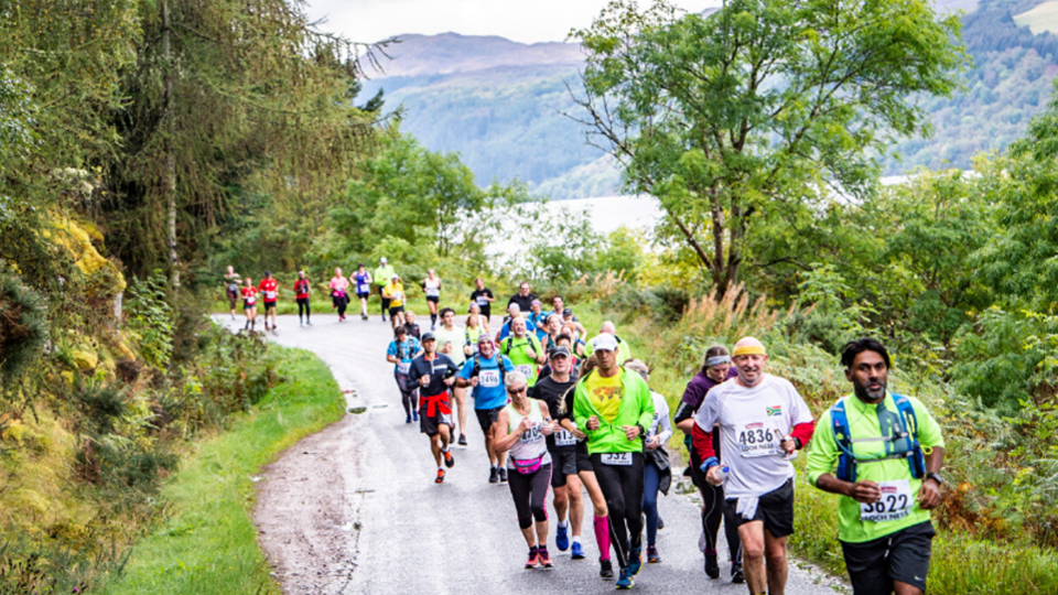 runners at Loch Ness