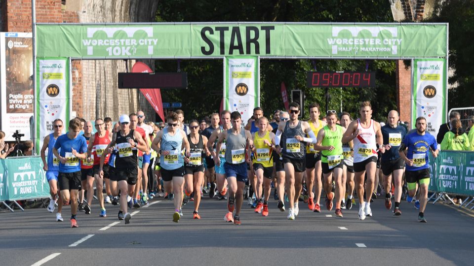 Start of the Worcester City Runs 10K