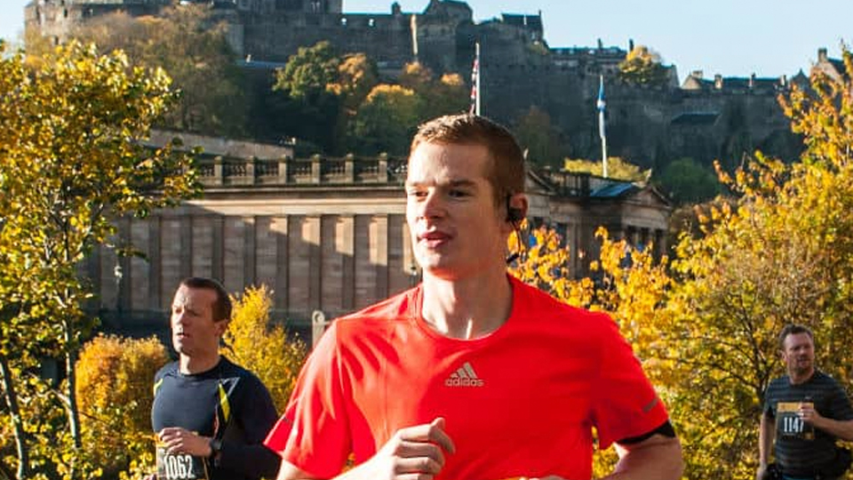 runners at Edinburgh Men's 10K