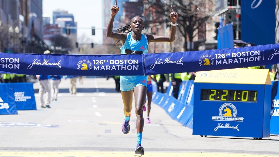 Peres Jepchirchir wins Boston Marathon 2022