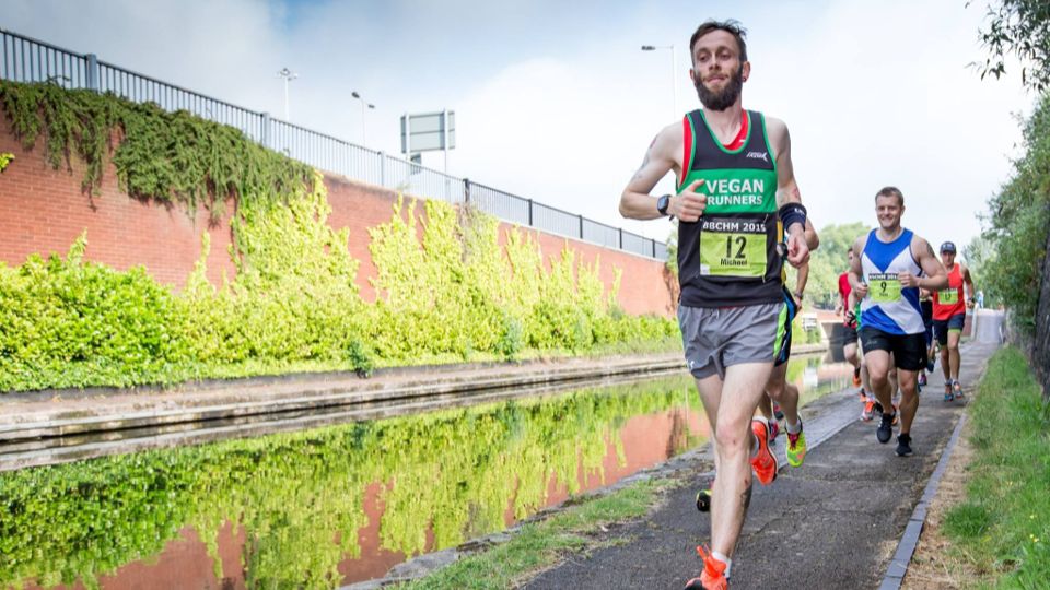 Point to point racing at the Birmingham Black Country Half Marathon