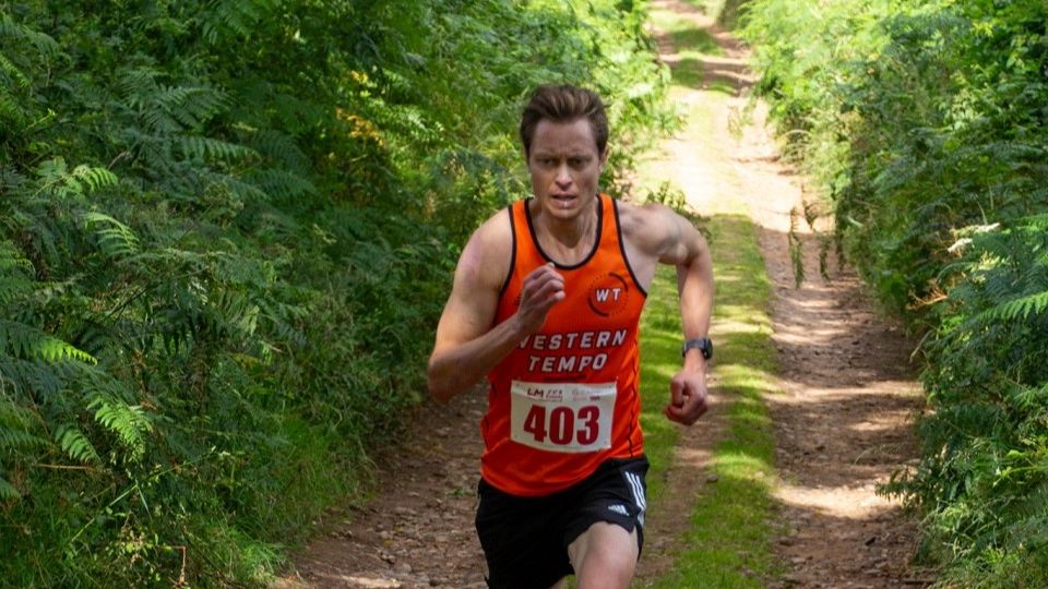 Phil Wylie winning Balmy Bicton 10K 2024