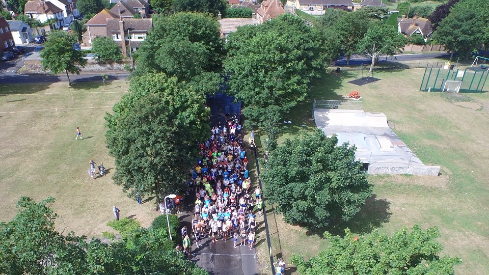 Romney Marsh 10K start line up