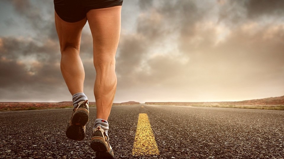 Runner by kinkate on Pixabay