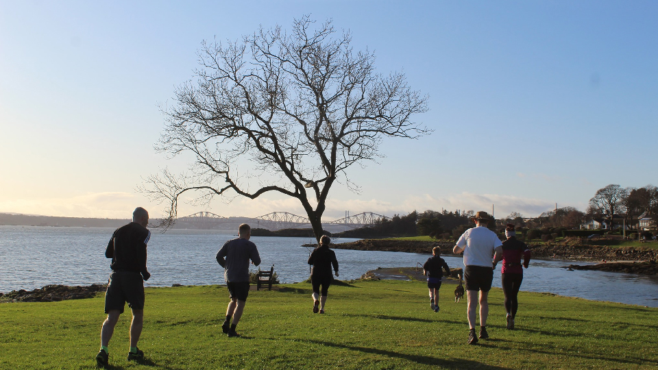 Runners in the Dalgety Bay 10K
