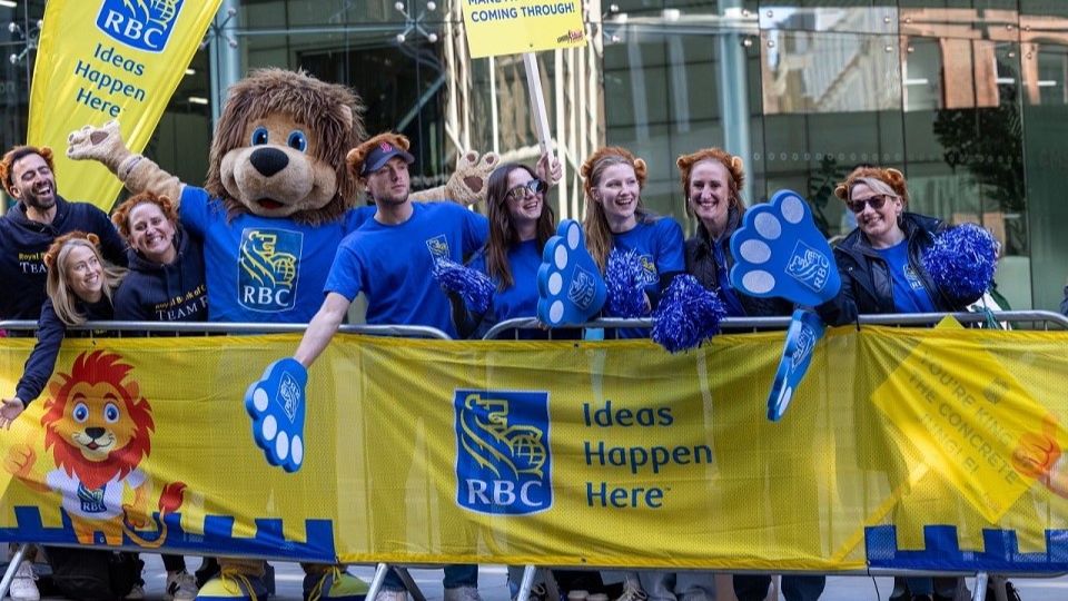 RBC cheer station at London Landmarks Half Marathon 2026