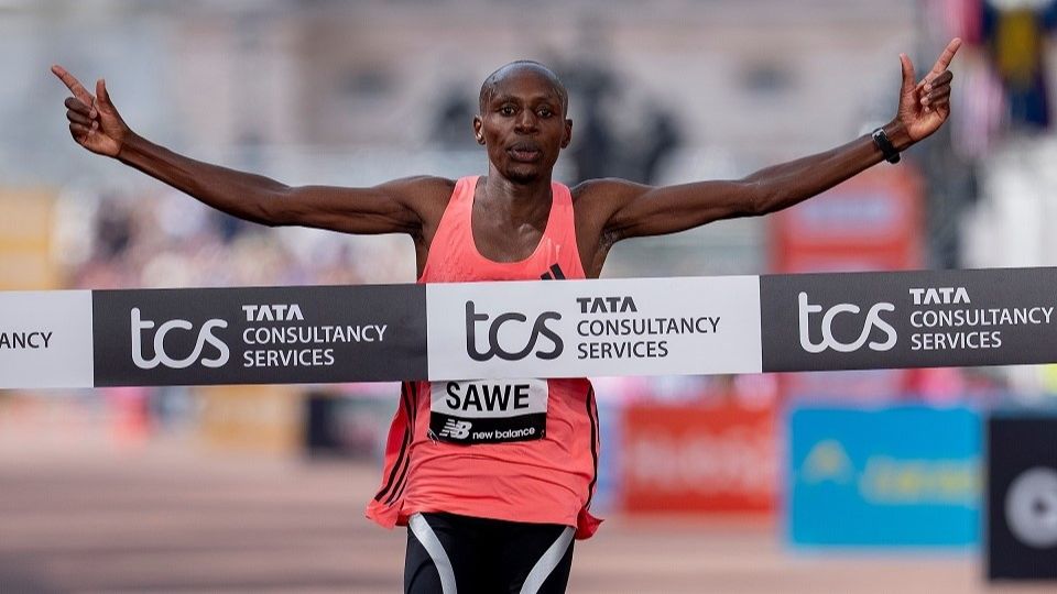 Sabastian Sawe breaks 2 hours in London Marathon 2026