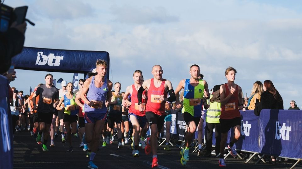 /images/2026/10/btr-wirral-10k-2026-race-report-734636.jpg