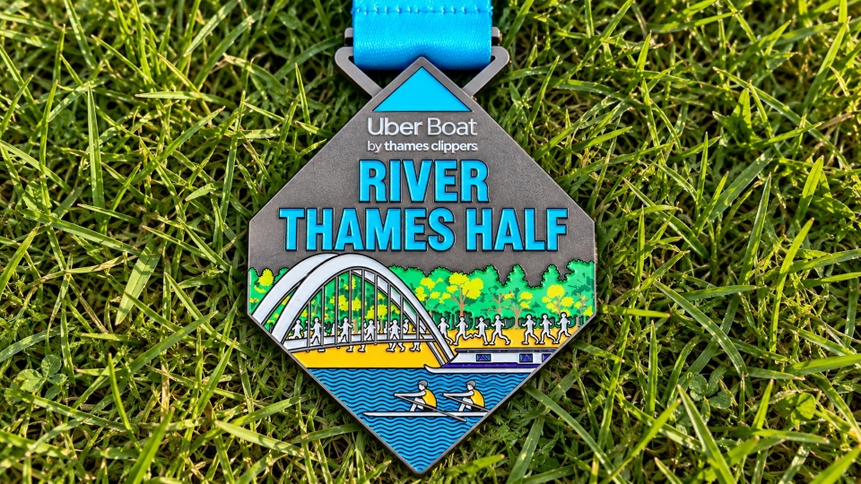 https://runabc.co.uk/river-thames-half-marathon