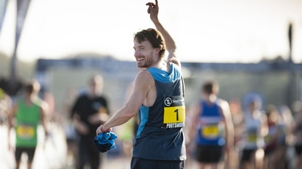 /images/news/2018/4/chris-thompson-great-south-run-winner-2018.jpg